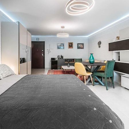 One And Only Salonika Apartment Thessaloniki Exterior photo